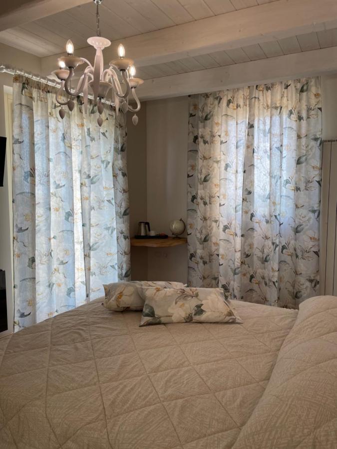 Affittacamere La Volpe Altidona Bagian luar foto